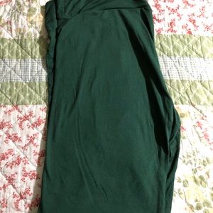 Lularoe TC solid leggings - Like new!